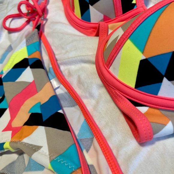 Abstract Bikini Swimsuit - Picture 3 of 4